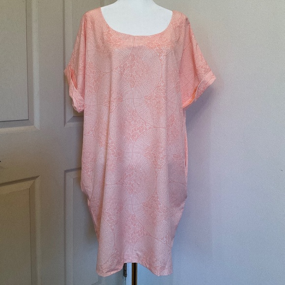 Midi dress - Picture 1 of 6